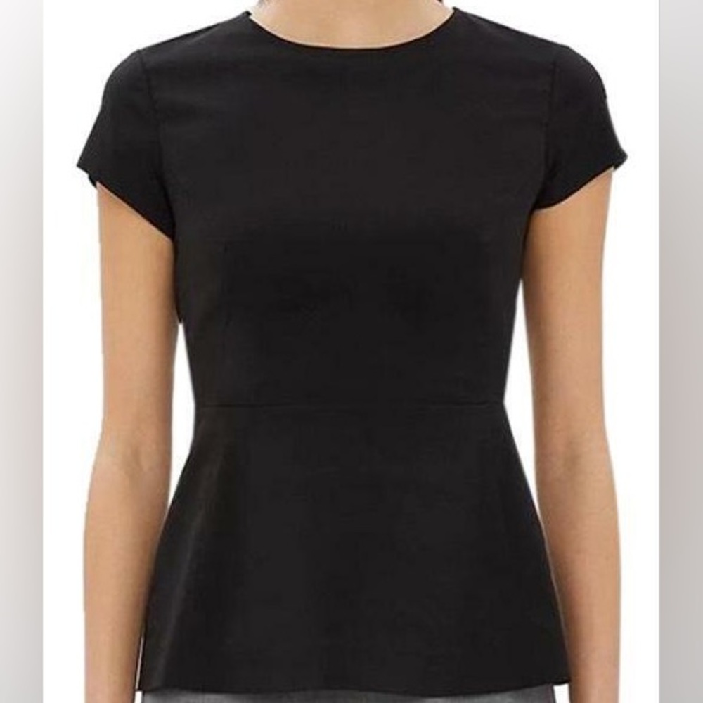 NWT Theory Carrian R Precise Peplum Top in Black
Women's Small